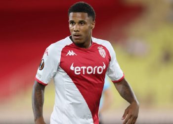 Sénégal : Blessé au genou, Ismail Jakobs sera opéré !