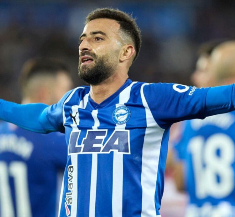 Algérie : Abderrahmane Rebbach a la sélection dans son viseur