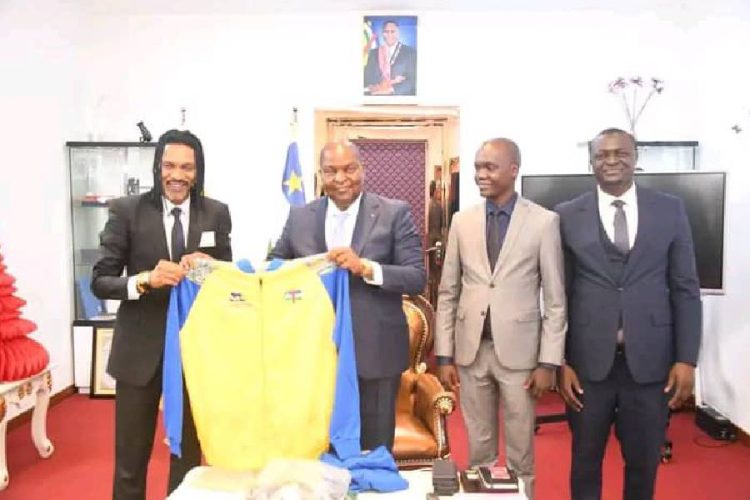 Rigobert Song